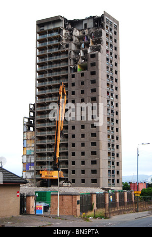 Abriss des high-Rise Wohnungen - Broomloan Gericht, Ibrox, Glasgow. Stockfoto