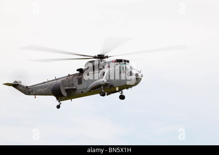 Royal Navy Westland Sea King Hubschrauber an RAF Waddington International Airshow - Ankünfte 2. Juli 2010 Stockfoto