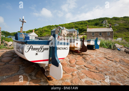 Penberth eine kleine Cornish Fischerdorf an der Küste in der Nähe von Porthcurno, Cornwall, UK. Stockfoto