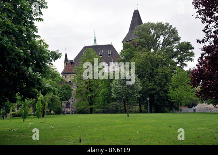 Vajdahunyad-Burg im Stadtpark, Budapest, die Hauptstadt von Ungarn, Europa Stockfoto