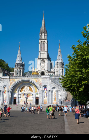 Basilika du Rosaire, Lourdes, Hautes-Pyrénées, Frankreich Stockfoto