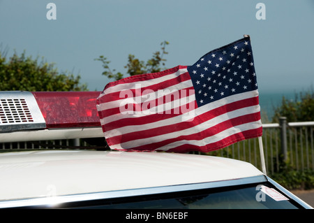 Stars And Stripes auf ein amerikanisches Polizeiauto Stockfoto