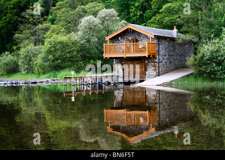 Der Herzog von Portland Bootshaus am See Ullswater im Frühling, Pooley Bridge Ullswater Seenplatte Cumbria England UK Stockfoto