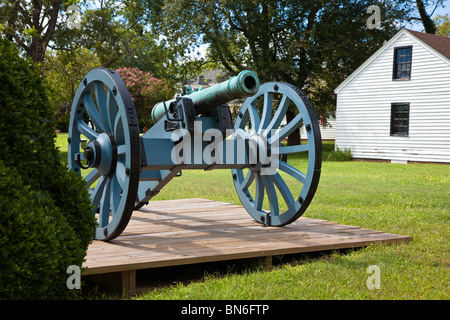 Yorktown, Virginia - Sep 2009 - Canon auf dem Display in historischen Yorktown, Virginia Stockfoto