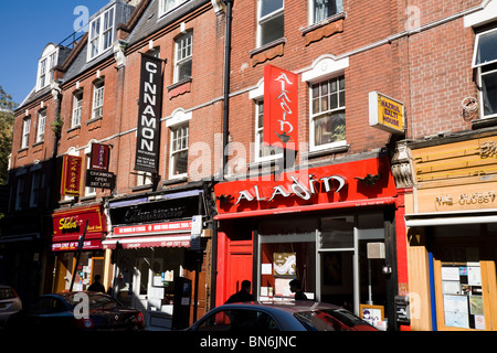 Indische Restaurants / curry Häuser / Restaurant auf der Brick Lane im Osten Londons. VEREINIGTES KÖNIGREICH. Stockfoto