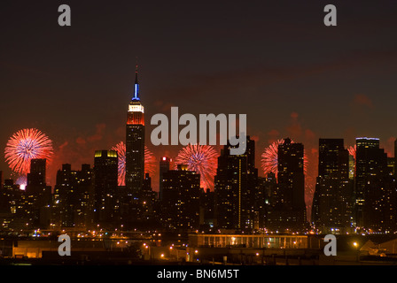 34. jährlichen Macys Feuerwerk Fourth Of July in New York am Sonntag, 4. Juli 2010. Stockfoto