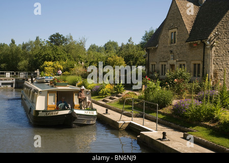 England Oxford Iffley Lock & Themse Stockfoto