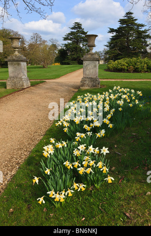 Woburn Abbey Gardens im Frühjahr, Bedfordshire, England Stockfoto