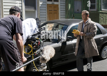EDGE OF DARKNESS (AM SET) MEL GIBSON MARTIN CAMPBELL (DIR) Stockfoto