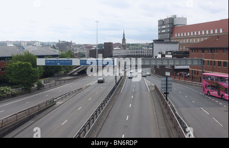 Erhöhten Blick auf A167 zentrale Autobahn-Newcastle upon Tyne England Juni 2010 Stockfoto