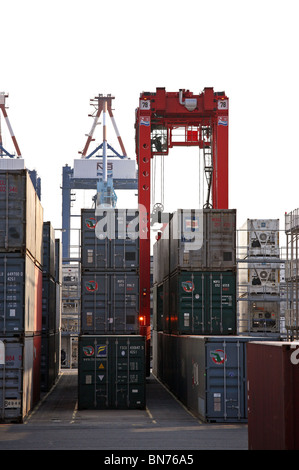 Das Containerterminal in Bremerhaven, Deutschland Stockfoto