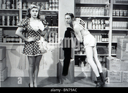 HELLZAPOPPIN (1942) MARTHA RAYE, MISCHA AUER H.C. POTTER (DIR) Stockfoto