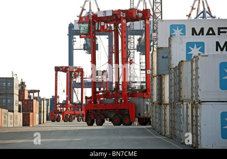 Das Containerterminal in Bremerhaven, Deutschland Stockfoto