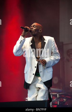 Faithless Auftritt beim Glastonbury Festival 2010 Stockfoto