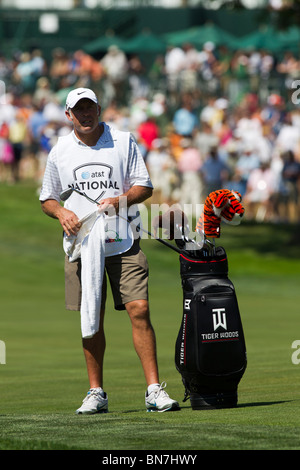 Tiger Woods Caddie Steve Williams im Jahr 2010 AT&T National Stockfoto