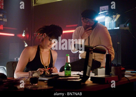 ROCKNROLLA (2008) JEREMY PIVEN, GEMMA ARTERTON GUY RICHIE (DIR) Stockfoto