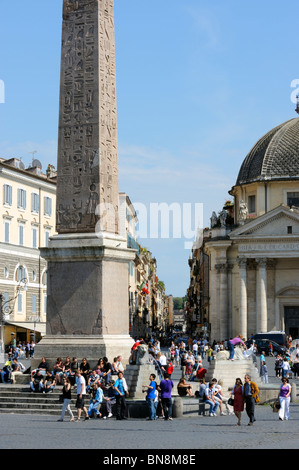 Via del Babuino angesehen vom Flaminian Obelisken auf der Piazza del Popolo, Rom Stockfoto