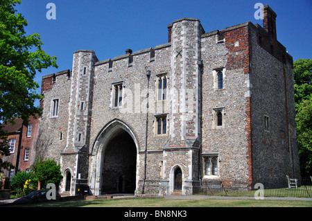 Abbey Gateway, St. Albans, Hertfordshire, England, Vereinigtes Königreich Stockfoto