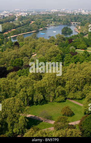 Erhöhten Blick auf die Serpentine See mitten in Hyde Park, London, UK Stockfoto