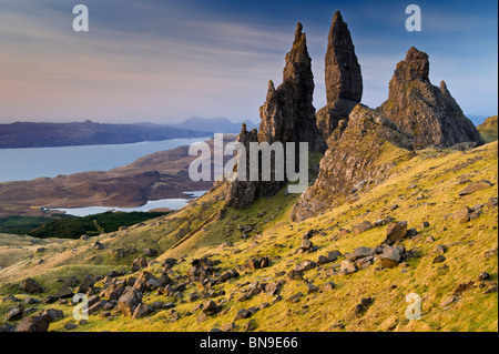 Der Old Man of Storr, Trotternish Halbinsel Isle Of Skye, innere Hebriden, Schottland, Vereinigtes Königreich Stockfoto