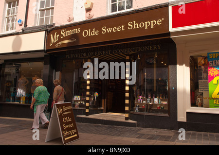 Herr Simms Olde Sweet Shoppe Konditorei speichern in Norwich, Norfolk, England, Großbritannien, Uk Stockfoto