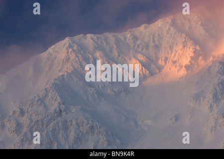 Auferstehung-Gipfel im Winter, Chugach National Forest, Seward, Alaska. Stockfoto
