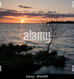 Sonnenuntergang am Lough Neagh Stockfoto