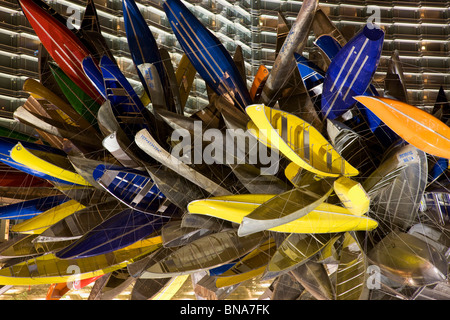 Kanu-Statue vor dem Aria Hotel und Casino, City Center, Las Vegas, Nevada. Stockfoto