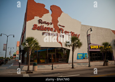 Touristenattraktion Ripley's Believe it or Not auf der Promenade entlang des Strandes in Myrtle Beach, SC Stockfoto