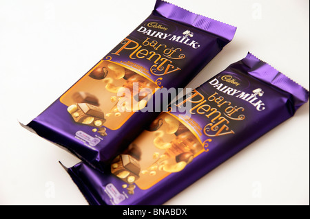 2 Cadbury Dairy Milk Bar of Plenty-bars Stockfoto