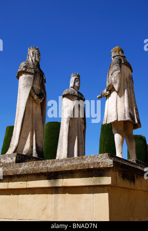 Festung von Christian Kings - Statuen von König Ferdinand, Königin Isabela & Christopher Columbus, Córdoba, Spanien. Stockfoto