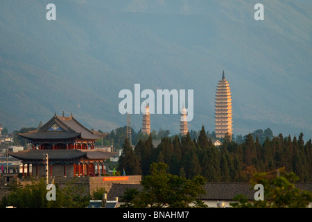 Die drei Pagoden in Dali, Provinz Yunnan, China Stockfoto