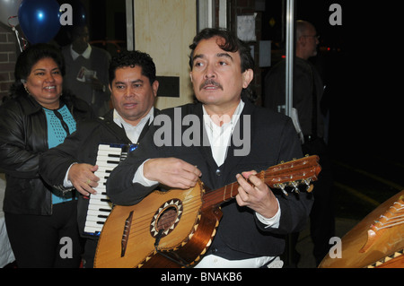 drei mexikanischen Musiker spielen auf einer politischen Veranstaltung in Forestville, Maryland Stockfoto