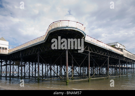 verfallene Colwyn bay Victoria Pier verfallene Ruine viktorianischen Colwyn Bay Wales Walisisch uk Großbritannien Erbe Geschichte am Meer Architektur Stockfoto