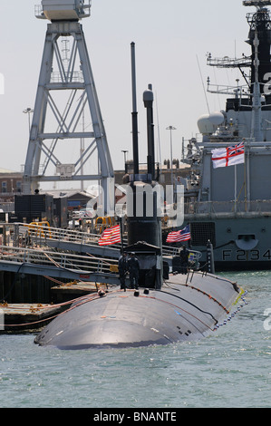 USS Boise ein Los Angeles nukleare powered Angriff u-Boot neben Besuch Portsmouth Naval Dockyard England UK Stockfoto