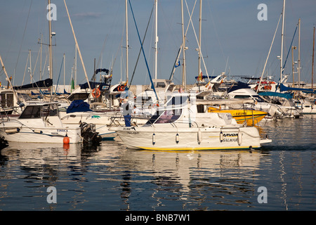 Der Hafen von Marina, Fuengerola, Andalusien, Spanien Stockfoto