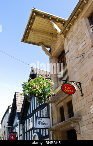 Historische architektonische Besonderheit in Gebäude jetzt ein Postamt in Bradford on Avon Stockfoto