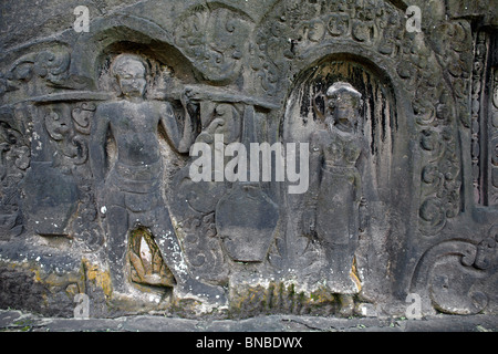 Yeh Pulu Relief ist ein alten Komplex von Felszeichnungen am Bedulu, in der Nähe von Ubud, Bali. Stockfoto