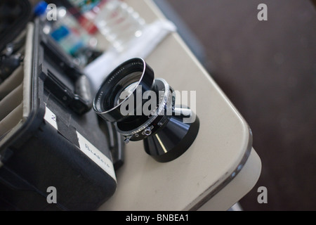 Das Objektiv in die Kamera Polaroid 20 x 24 verwendet, um die Gaga Portarit nehmen. Stockfoto