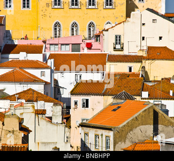 Blick über die Dächer von Lissabon vom Miradouro da graca Lissabon Portugal Europa Stockfoto