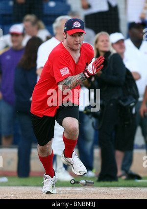 BLAKE LEWIS die STEVE GARVEY CELEBRITY SOFTBALL klassische MALIBU CA 10. Juli 2010 Stockfoto