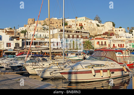 Hafen von Naxos-Stadt, Insel Naxos, Cyclades, Ägäische Inseln, Griechenland Stockfoto