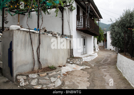 Straßenszene, Skala Kalarachi, Thassos, Griechenland, September 2009 Stockfoto