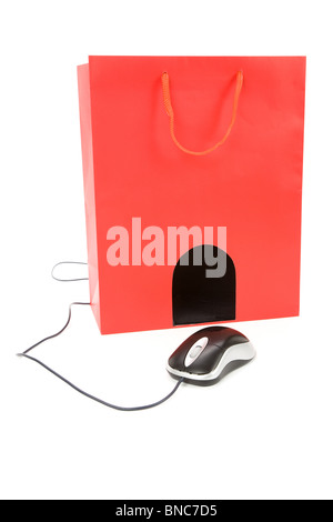 Isolierte Einkaufstasche und Computer-Maus, Konzept des e-Commerce Stockfoto