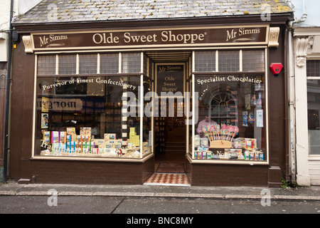 Herr Simms Olde Sweet Shoppe. Vorderansicht von Falmouth Wahrzeichen Candy Shop. Falmouth, Cornwall, Vereinigtes Königreich Stockfoto