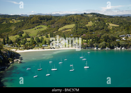 Flaxmill Bay, Coromandel Peninsula, North Island, Neuseeland - Antenne Stockfoto