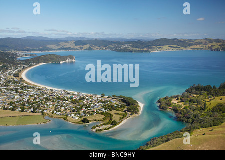 Cooks Beach, Coromandel Peninsula, North Island, Neuseeland - Antenne Stockfoto