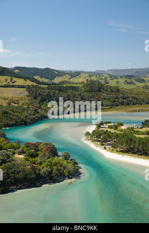 Einlass, Cooks Beach, Coromandel Peninsula, North Island, Neuseeland - Antenne Stockfoto