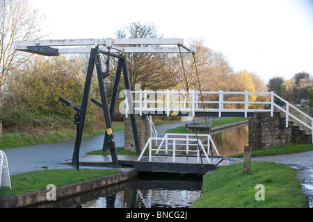 Eine hölzerne Hubbrücke auf dem Llangollen Kanal in der Nähe der Pontcysyllte-Brücke Stockfoto