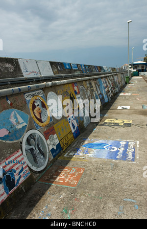 Hafenmauer in Funchal, Madeira. Stockfoto